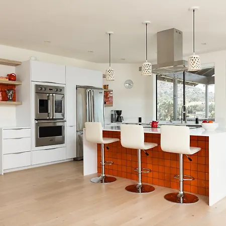Modern Mosaics- Joshua Tree Chef Home On Hill Spa